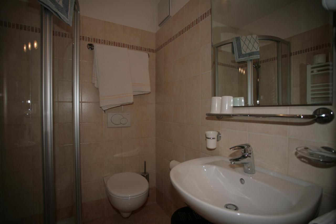 Garni Eden Canazei Exterior foto